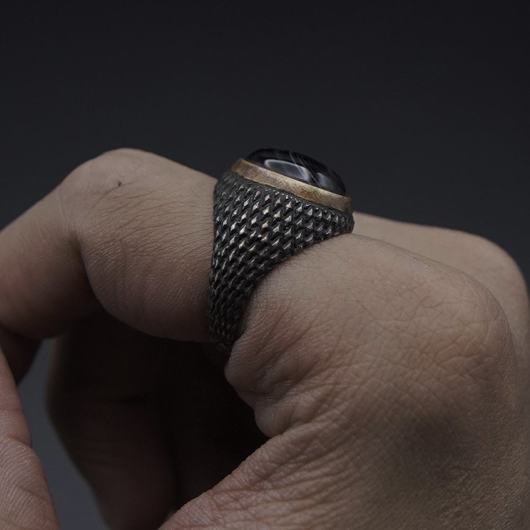 Antique Black Aqeeq Ring (Chaandi)
