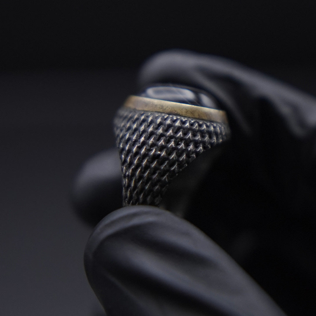 Antique Black Aqeeq Ring (Chaandi)