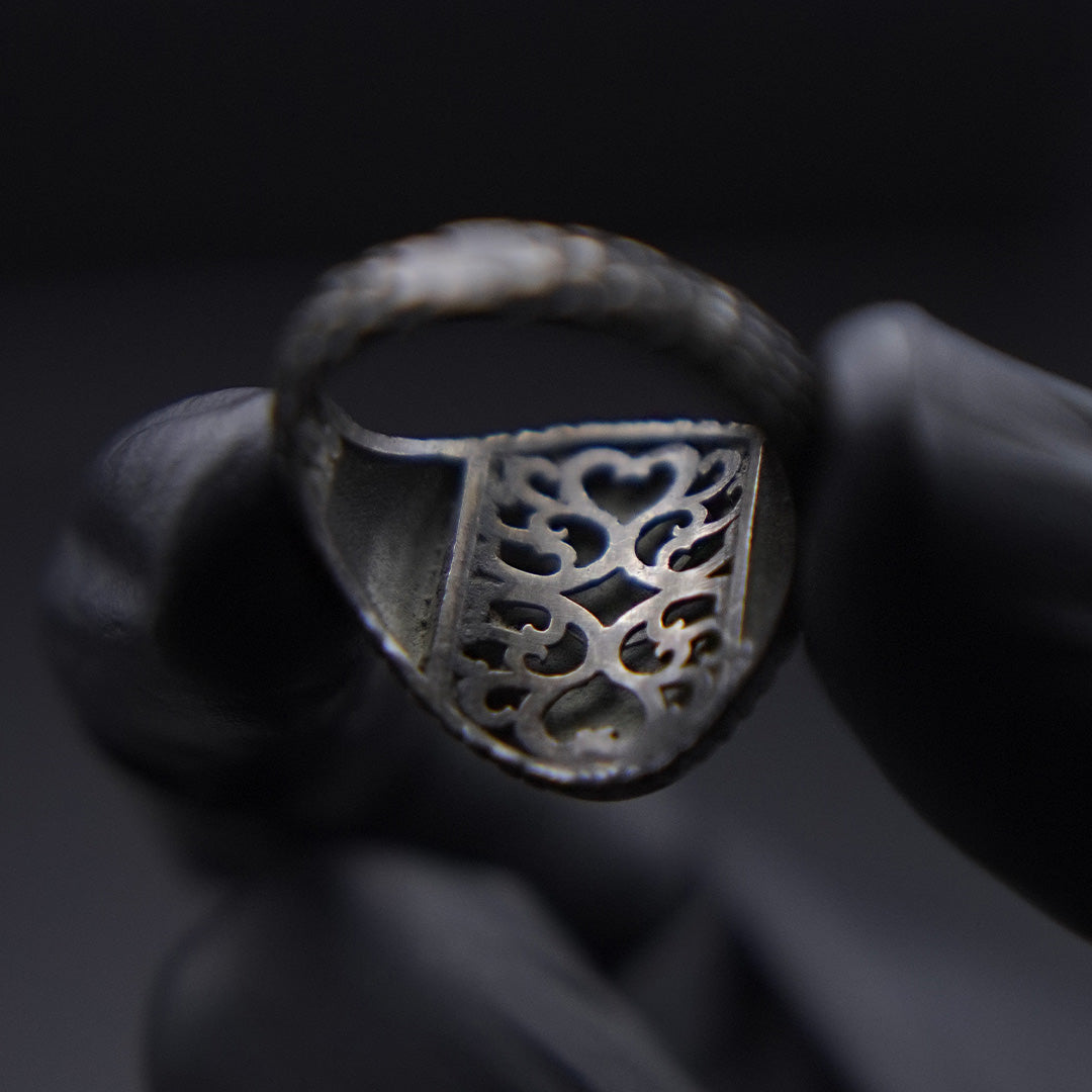 Antique Black Aqeeq Ring (Chaandi)