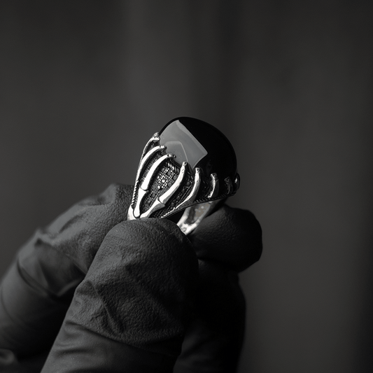 Death Grip Aqeeq Ring (Chaandi)