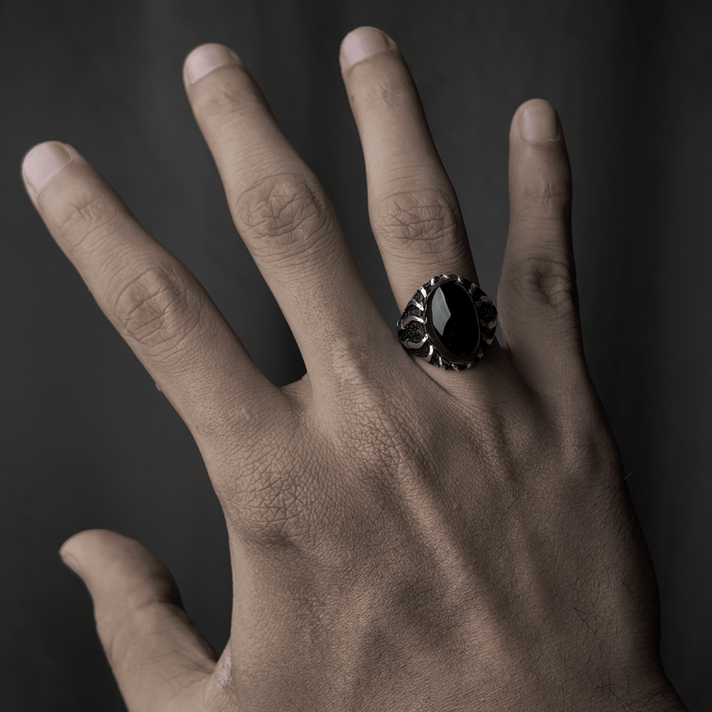 Death Grip Aqeeq Ring (Chaandi)