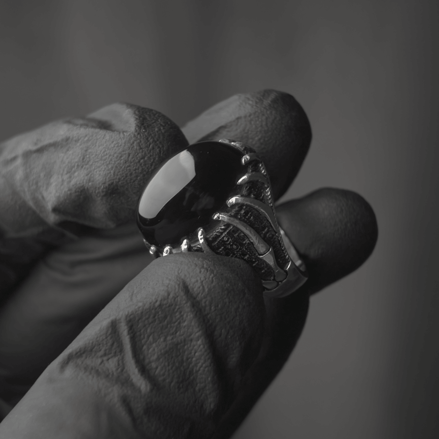 Death Grip Aqeeq Ring (Chaandi)