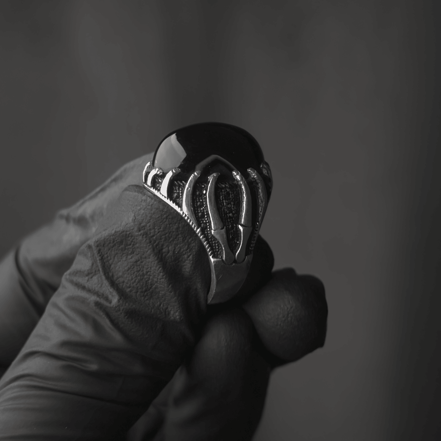 Death Grip Aqeeq Ring (Chaandi)