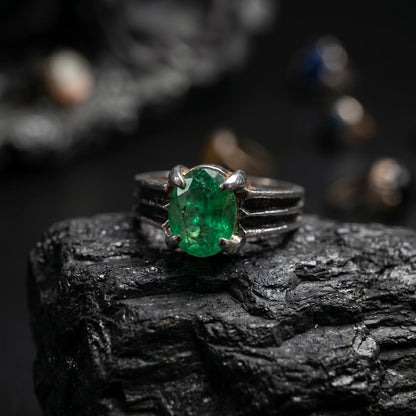 Raw-Rage (Emerald Gemstone)