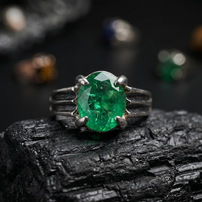 Raw-Rage (Emerald Gemstone)