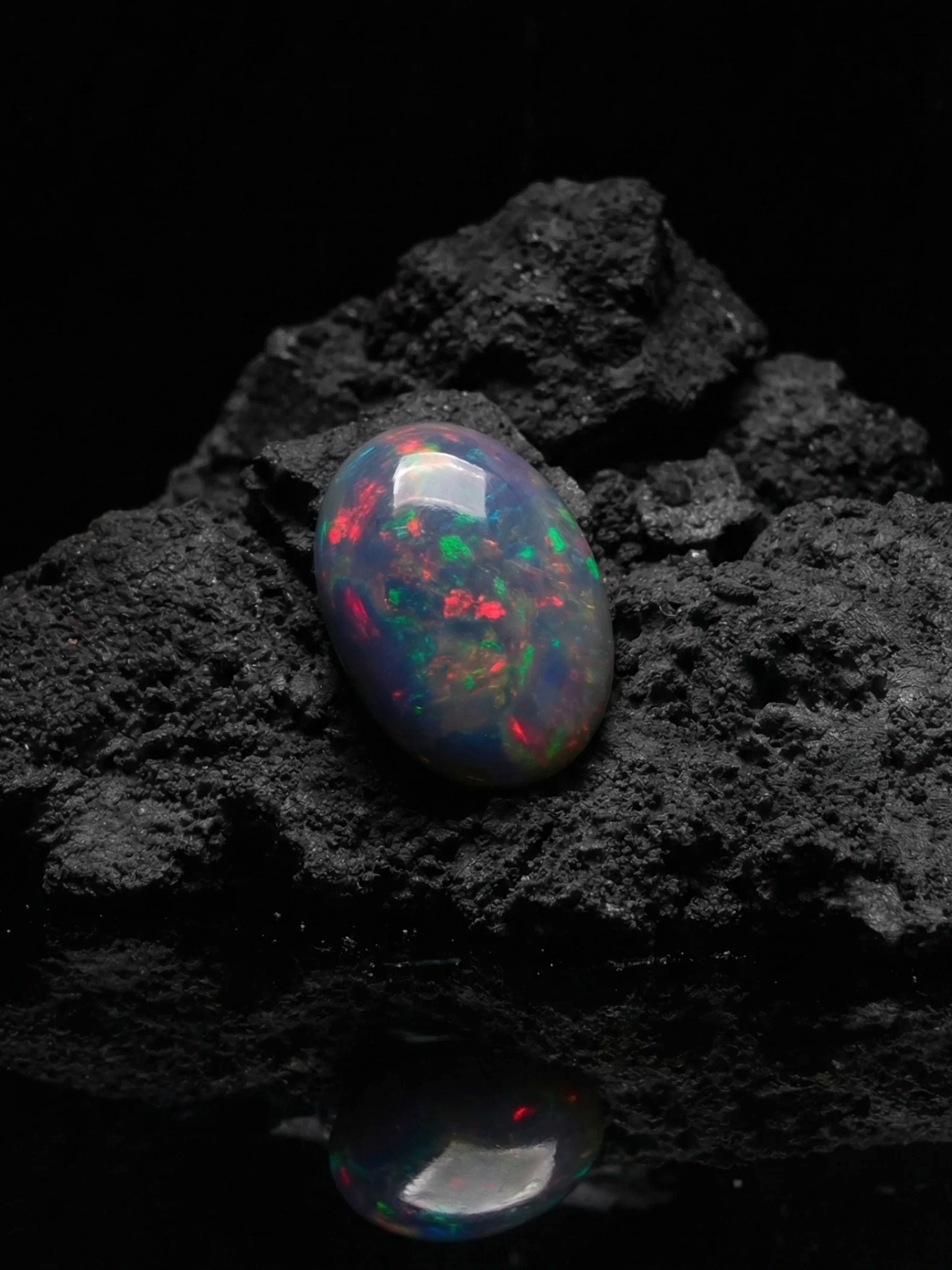 Kehkashan-e-Raat (Black Opal Stone)