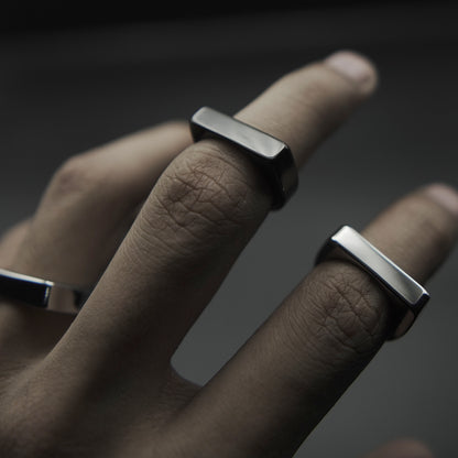 Onyx Blade Ring