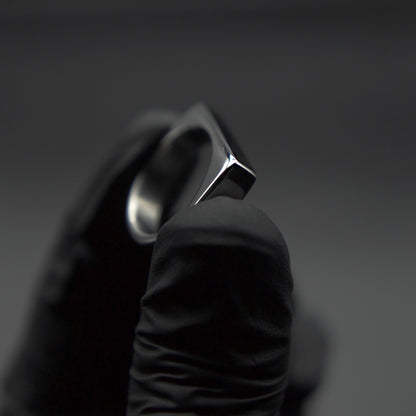 Onyx Blade Ring