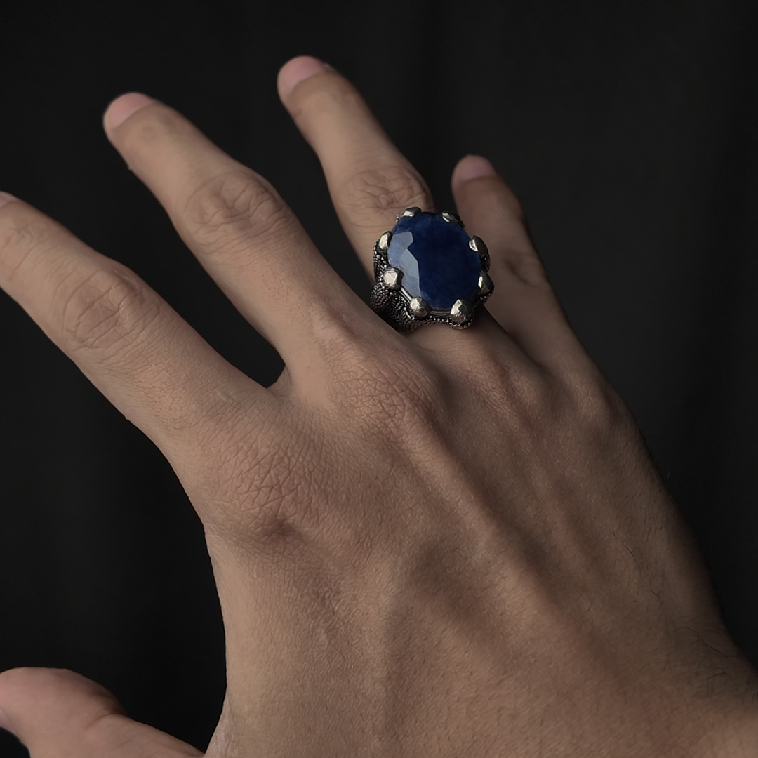 Dragon Claw Sapphire Ring (Natural Neelum and Pure Chaandi)