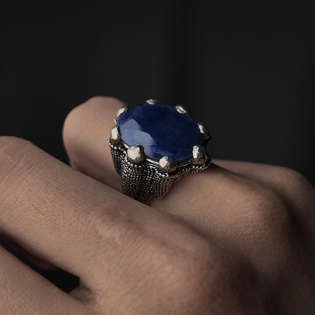 Dragon Claw Sapphire Ring (Natural Neelum and Pure Chaandi)