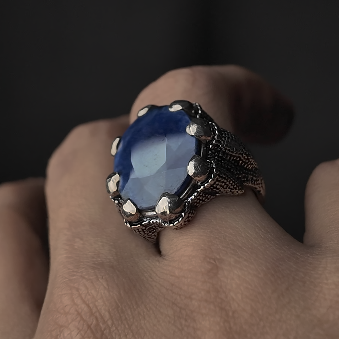 Dragon Claw Sapphire Ring (Natural Neelum and Pure Chaandi)