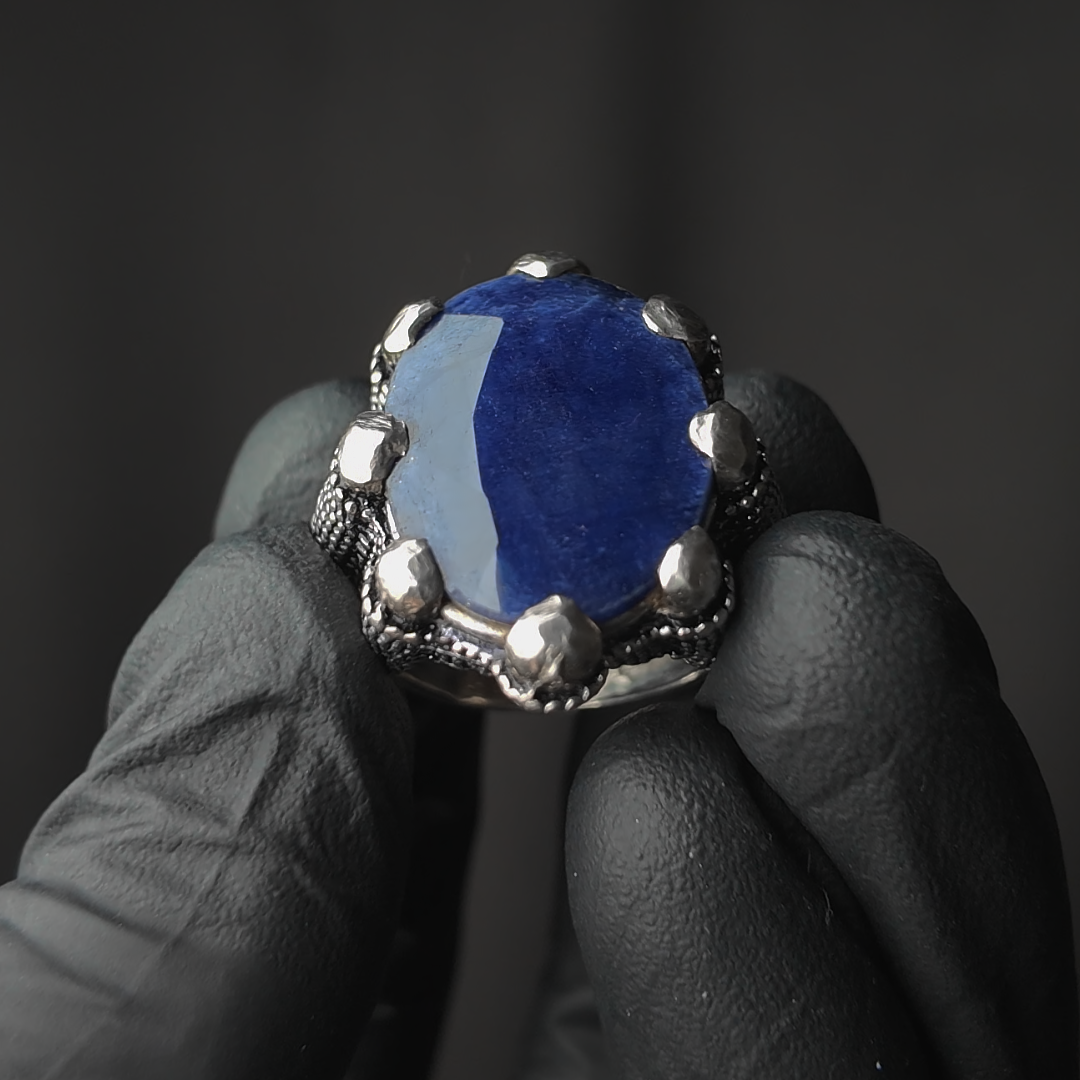 Dragon Claw Sapphire Ring (Natural Neelum and Pure Chaandi)