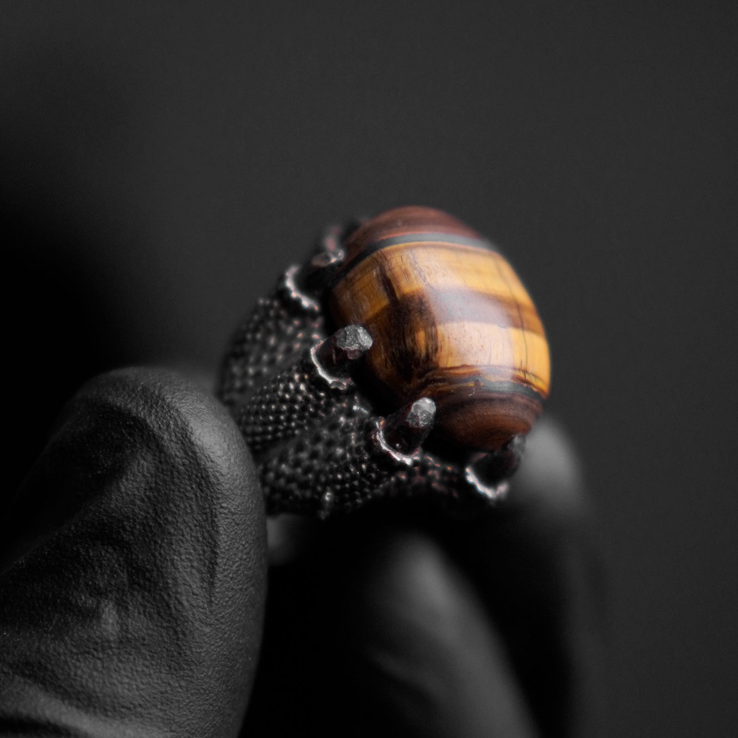 Tiger Claw Ring (Chaandi) Prince Size