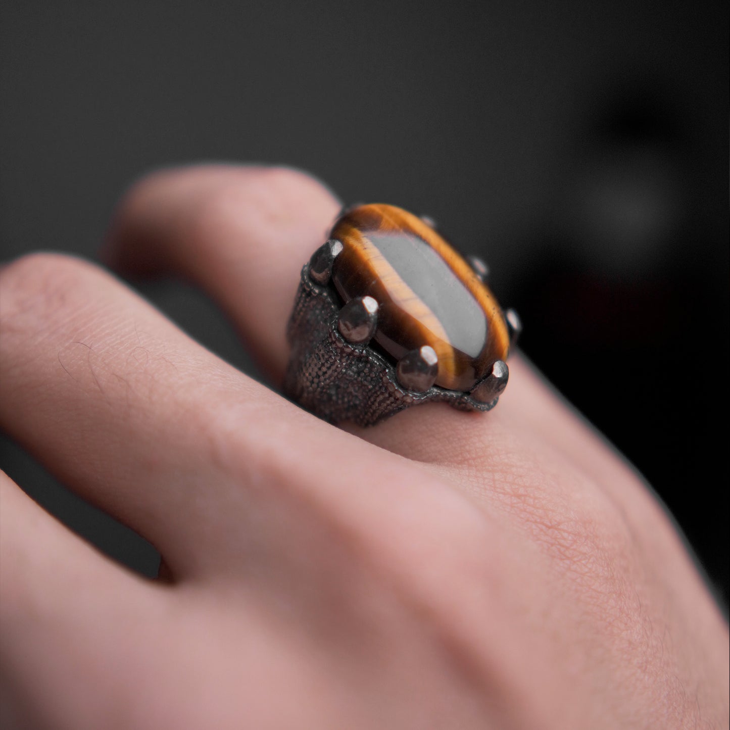 Tiger Claw Ring (Chaandi) King Size